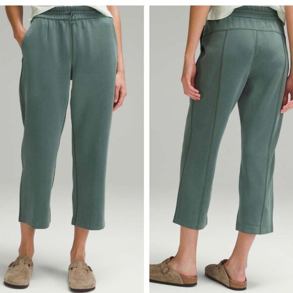 Lululemon Softstreme High-Rise Straight-Leg Cropped Pant
Dark Forest - Picture 4 of 16